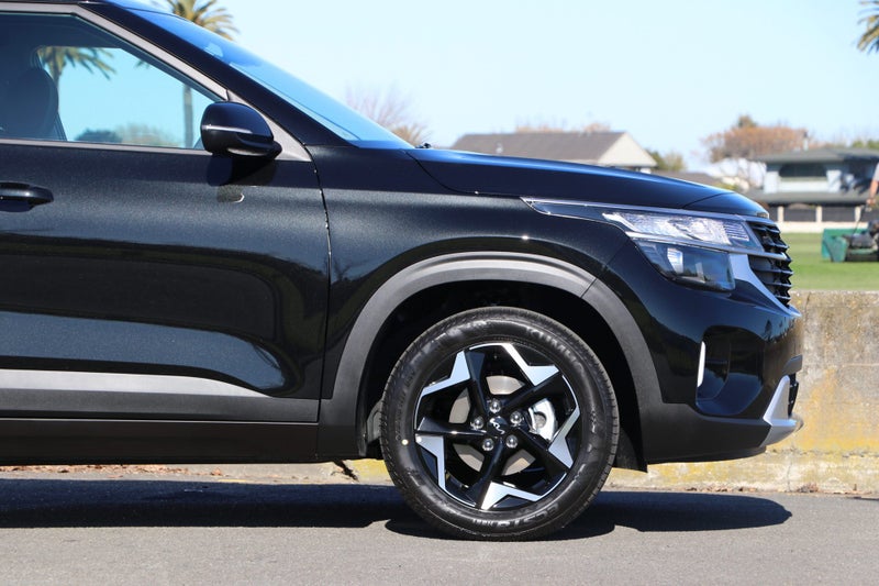 2026 Kia Seltos Lx+ 2.0L DOHC IVT image 4