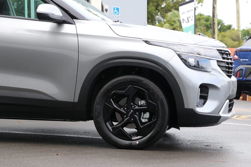 2026 Kia Seltos Lx+ 2.0L DOHC IVT image 4