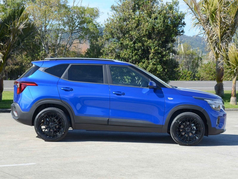 2026 Kia Seltos LX 2.0P image 2