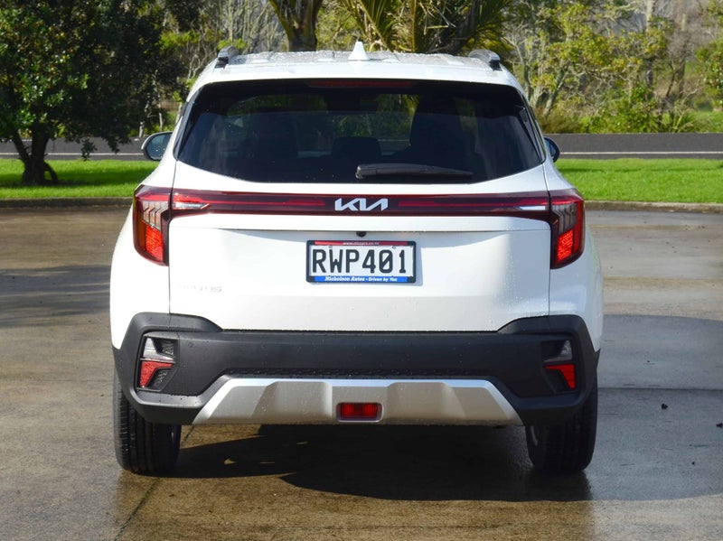 2026 Kia Seltos LX 2.0P image 5