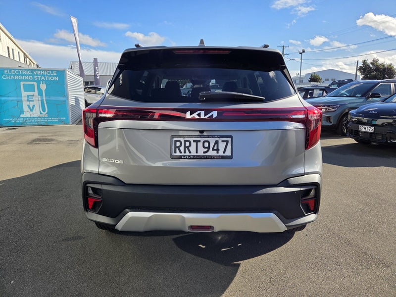 2026 Kia Seltos LX 2.0P image 5