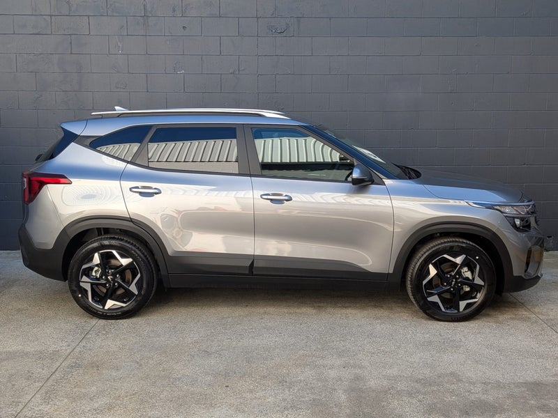 2026 Kia Seltos LX + 2L IVT Auto image 3