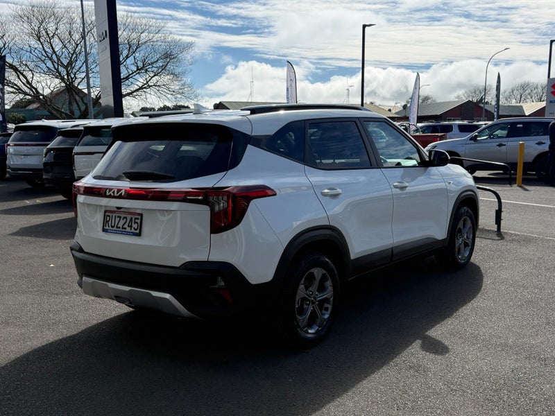 2026 Kia Seltos LX image 4