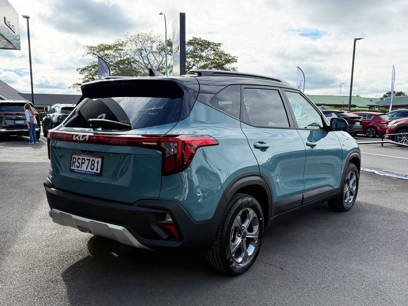 2026 Kia Seltos LX image 4