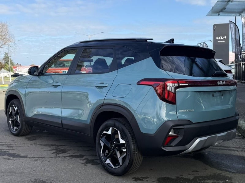 2026 Kia Seltos LX+ image 4