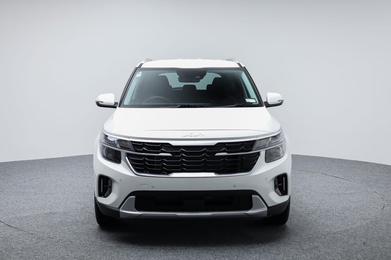 2026 Kia Seltos LX+ image 2