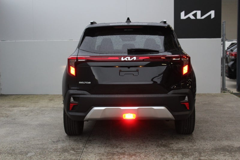 2026 Kia Seltos LX Plus 2.0 2WD SUV image 4