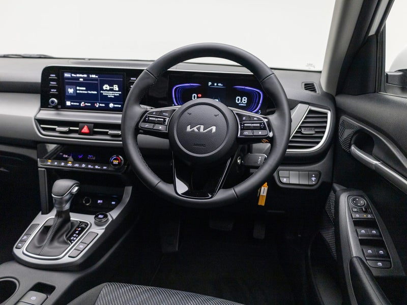 2026 Kia Seltos LX Plus 2.0 IVT image 2