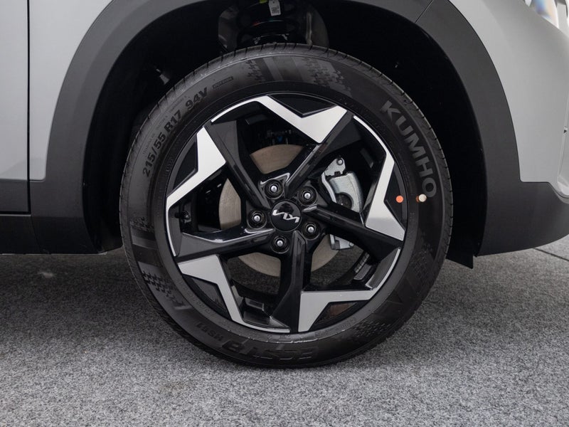 2026 Kia Seltos LX Plus 2.0 IVT image 3