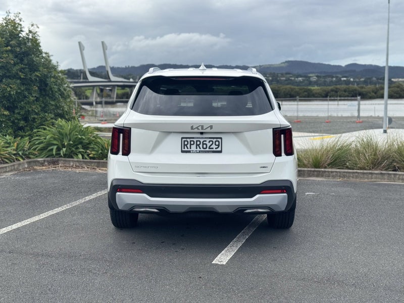 2026 Kia Sorento Earth 1.6 Turbo AWD HEV image 5