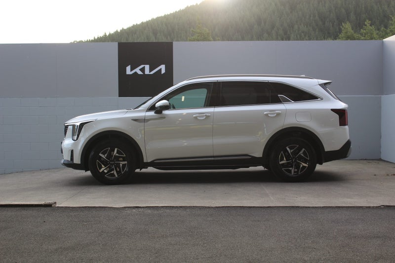 2026 Kia Sorento HEV Earth 1.6 AWD image 3