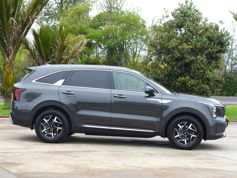 2026 Kia Sorento HEV Earth 1.6P AWD 6A SUV image 2