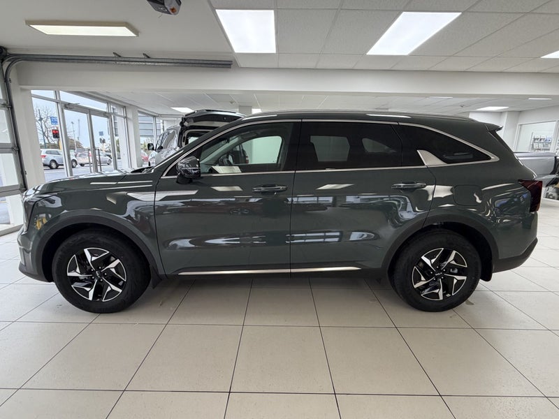 2026 Kia Sorento HEV Earth 1.6T AWD image 4