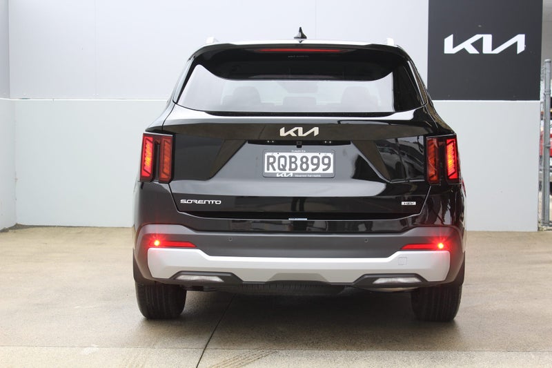 2026 Kia Sorento HEV Earth AWD 1.6 Turbo Petrol image 4