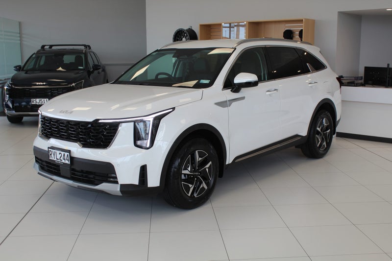 2026 Kia Sorento HEV EARTH AWD 1.6L PETROL image 5