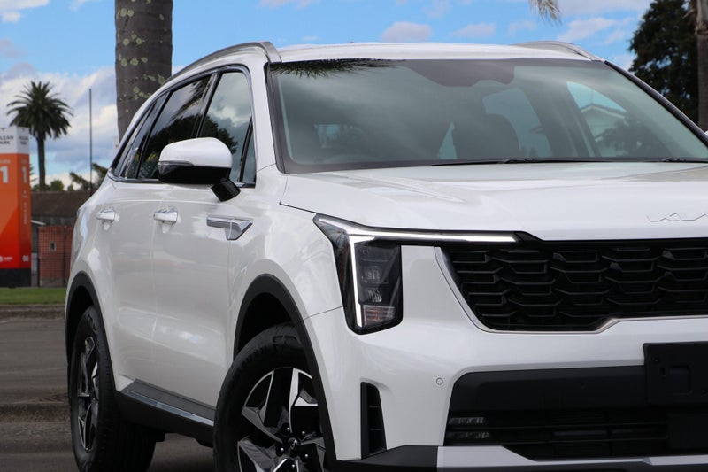 2026 Kia Sorento HEV Earth AWD 1.6PHT image 5