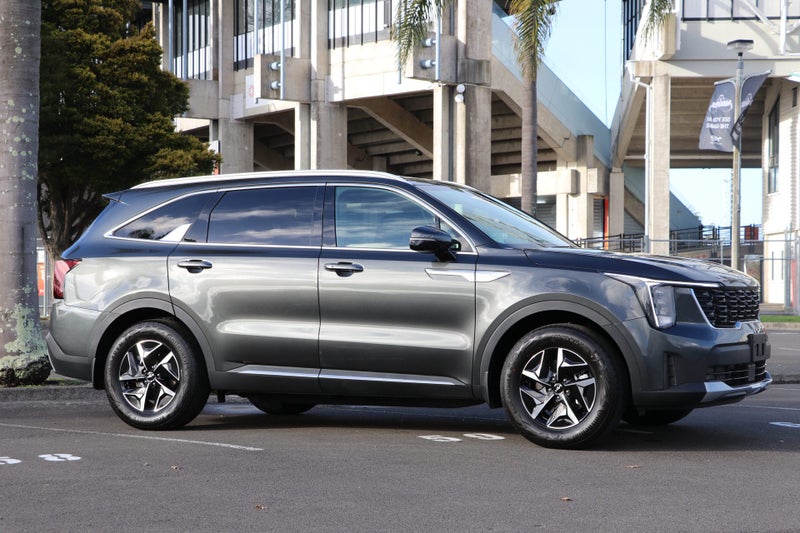 2026 Kia Sorento HEV Earth AWD 1.6PHT image 3