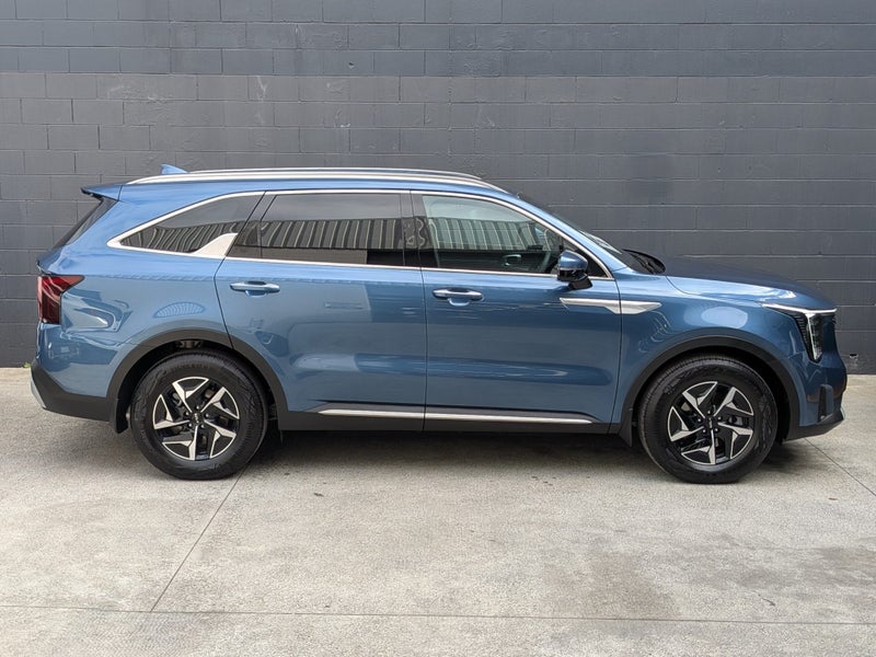 2026 Kia Sorento HEV Earth AWD 1.6T Petrol image 3
