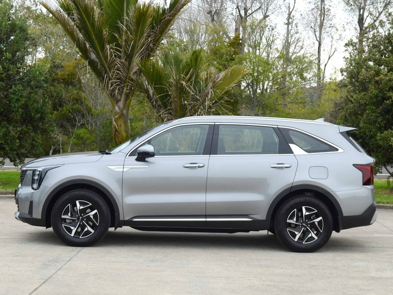 2026 Kia Sorento HEV Light image 5