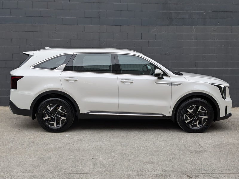 2026 Kia Sorento HEV Light Urban 1.6T Petrol image 3