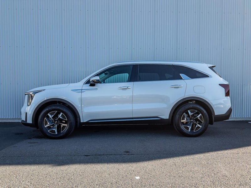 2026 Kia Sorento HYBRID EARTH AWD image 3
