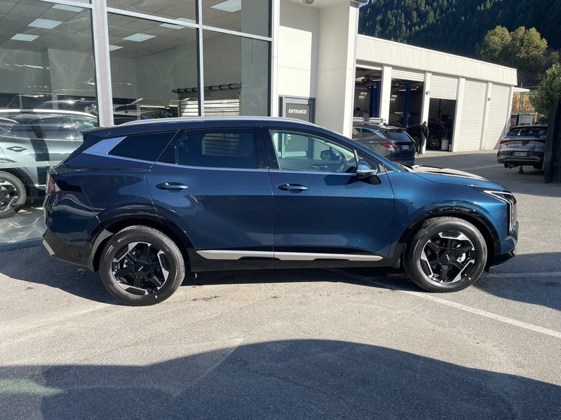 2026 Kia Sportage 1.6T Hybrid Earth AWD image 4