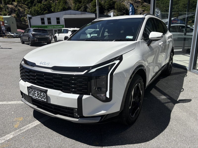 2026 Kia Sportage 1.6T Hybrid Earth AWD image 3