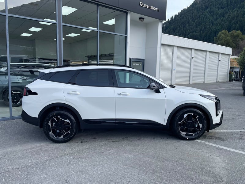 2026 Kia Sportage 1.6T Hybrid X-Line AWD image 3