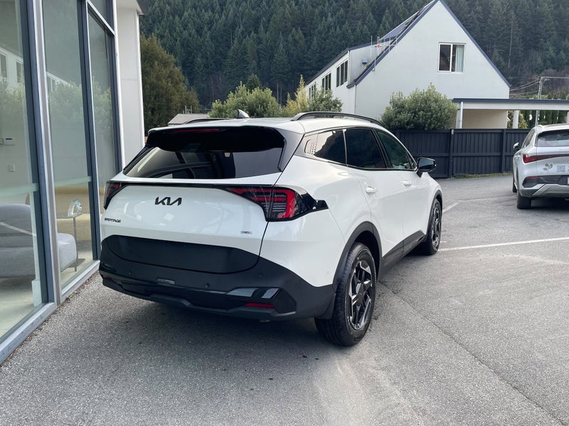 2026 Kia Sportage 1.6T Hybrid X-Line AWD image 5