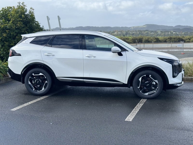 2026 Kia Sportage EARTH HEV 1.6 2WD image 3