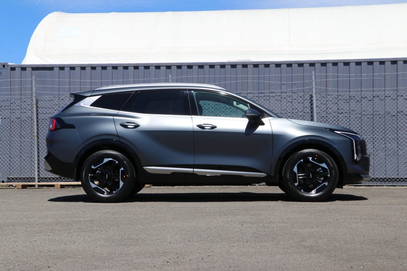 2026 Kia Sportage Earth HEV 2WD image 3