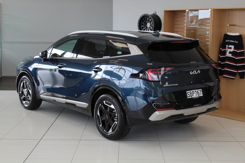 2026 Kia Sportage EARTH HEV 2WD 1.6P image 3