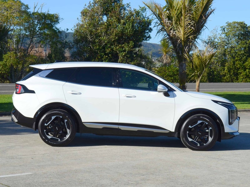 2026 Kia Sportage Earth HEV 2WD 1.6T image 2