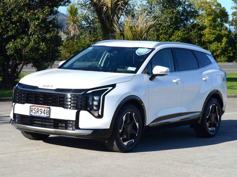 2026 Kia Sportage Earth HEV 2WD 1.6T image 4