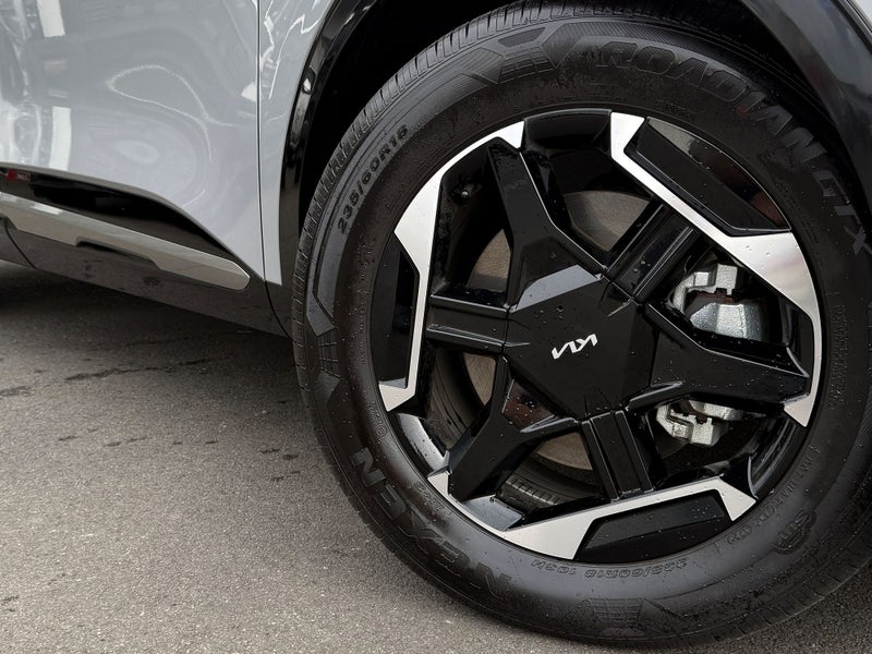 2026 Kia Sportage Earth HEV 2WD image 2