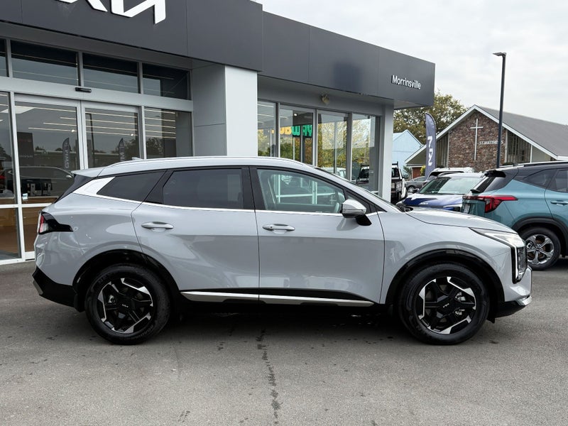 2026 Kia Sportage Earth HEV 2WD image 3