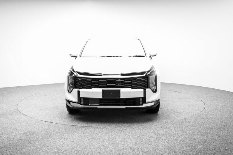 2026 Kia Sportage HEV Earth 2WD image 2