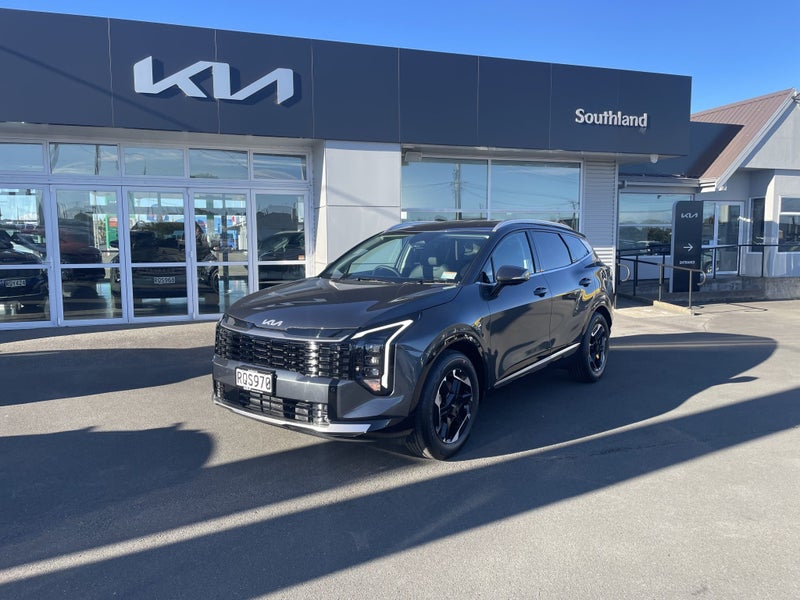 2026 Kia Sportage HEV Earth AWD image 2