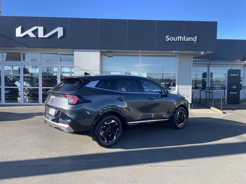 2026 Kia Sportage HEV Earth AWD image 5