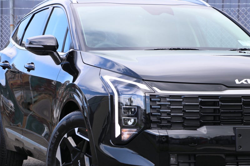 2026 Kia Sportage HEV Earth AWD A/T image 5