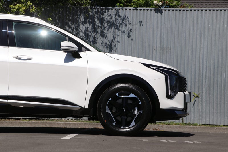 2026 Kia Sportage HEV Earth AWD A/T image 4