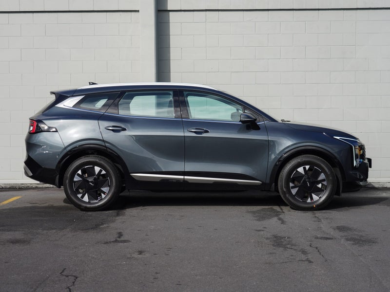 2026 Kia Sportage HEV Light 1.6P AWD image 3