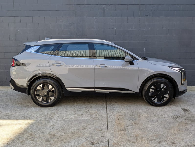 2026 Kia Sportage HEV Light 1.6T Petrol AWD image 3