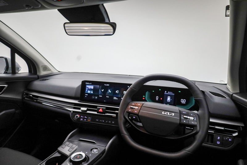 2026 Kia Sportage HEV light 2 WD image 2