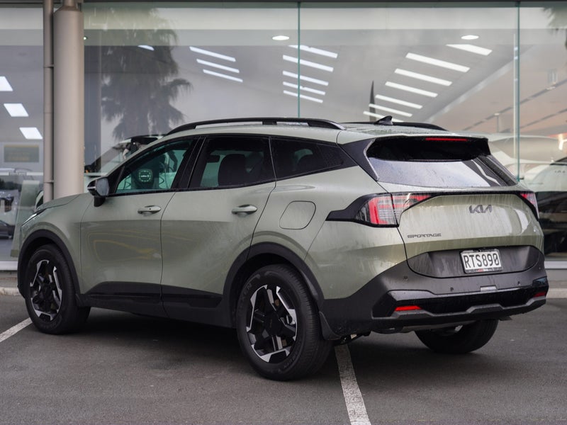 2026 Kia Sportage HEV X-Line 2WD 1.6T image 2