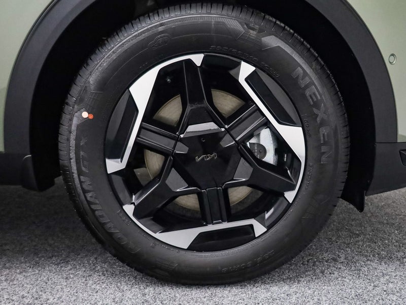 2026 Kia Sportage HEV X-Line 2WD image 2