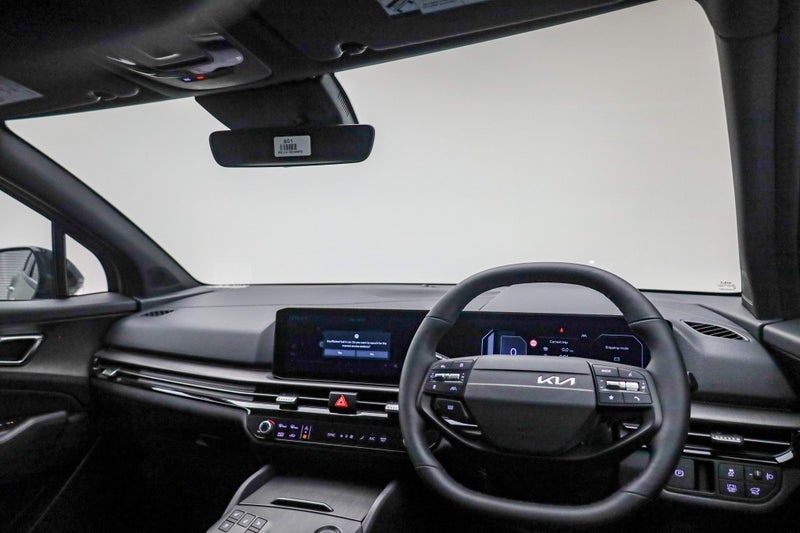 2026 Kia Sportage HEV X-Line 2WD image 3