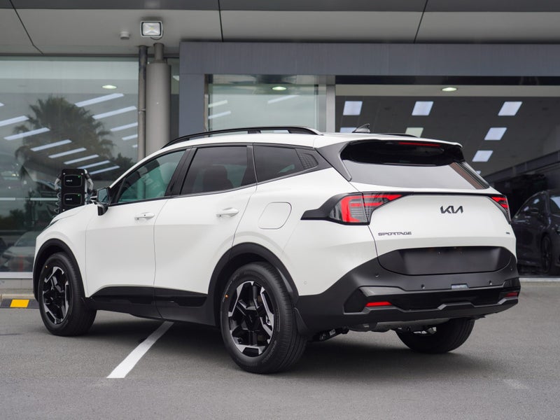 2026 Kia Sportage HEV X-Line AWD 1.6T image 2