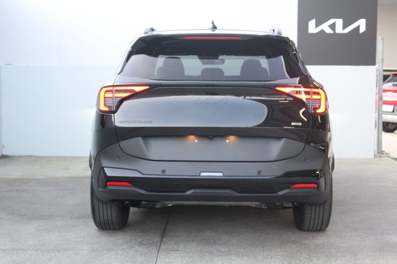 2026 Kia Sportage HEV X-Line AWD 1.6T image 4