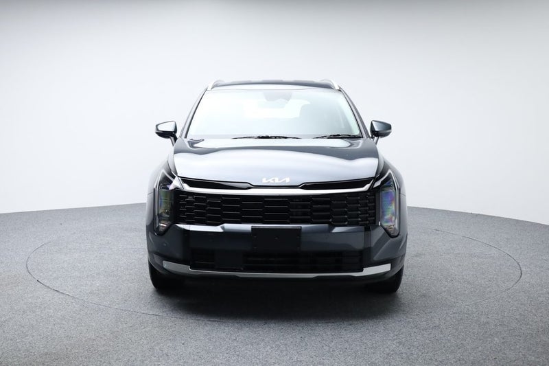 2026 Kia Sportage Hybrid image 2